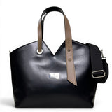 Τσάντα Ώμου triangle tote Mokka μαύρο Hunter με λεία υφή σε διχρωμία