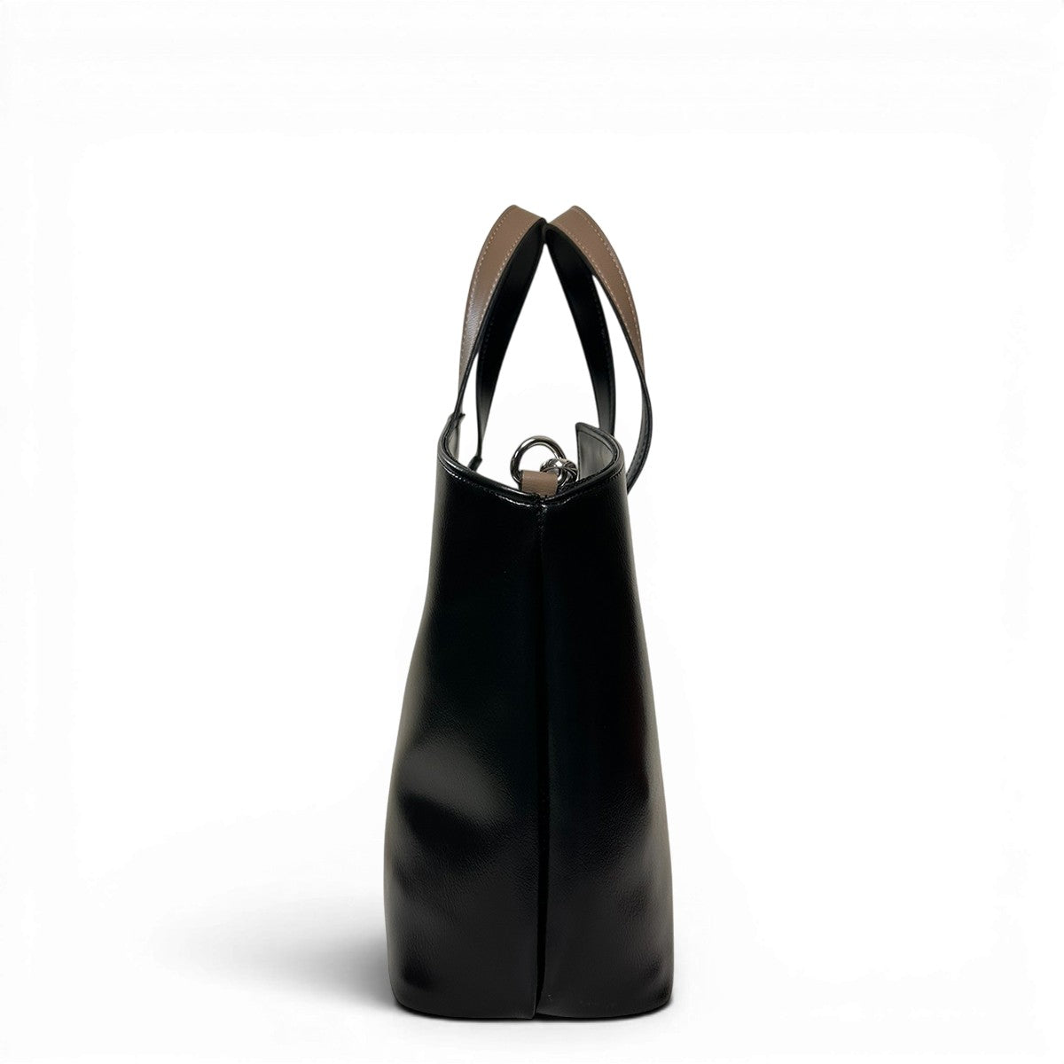 Τσάντα Ώμου triangle tote Mokka μαύρο Hunter, 2 σταθερά χεράκια με λεπτομέρεια αντιθετικού χρώματος πλακέ