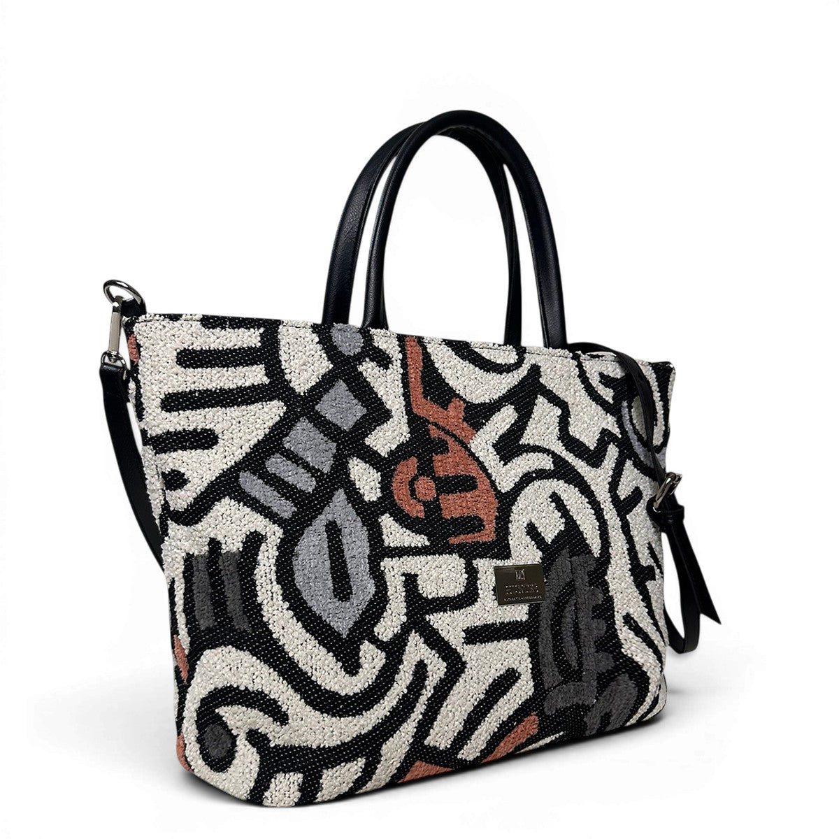 Τσάντα maxi tote Rosa πολύχρωμο ταμπά Hunter σε πλάγια όψη, με μαύρα χεράκια και λουράκι